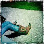 Bäume, Menschen und manchmal auch ein nackter Hund